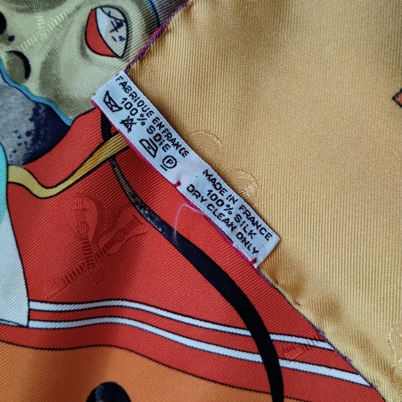 Hermes Le Carnival de Venise Silk Scarf - Picture 5 of 13